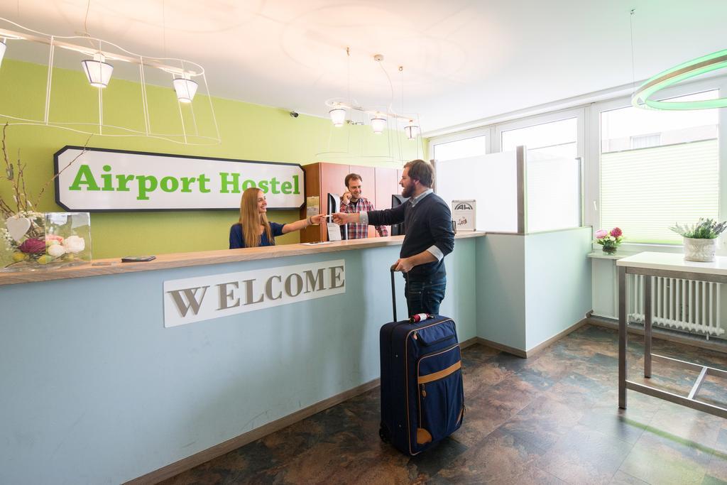 Airport Hostel Hamburgo Exterior foto